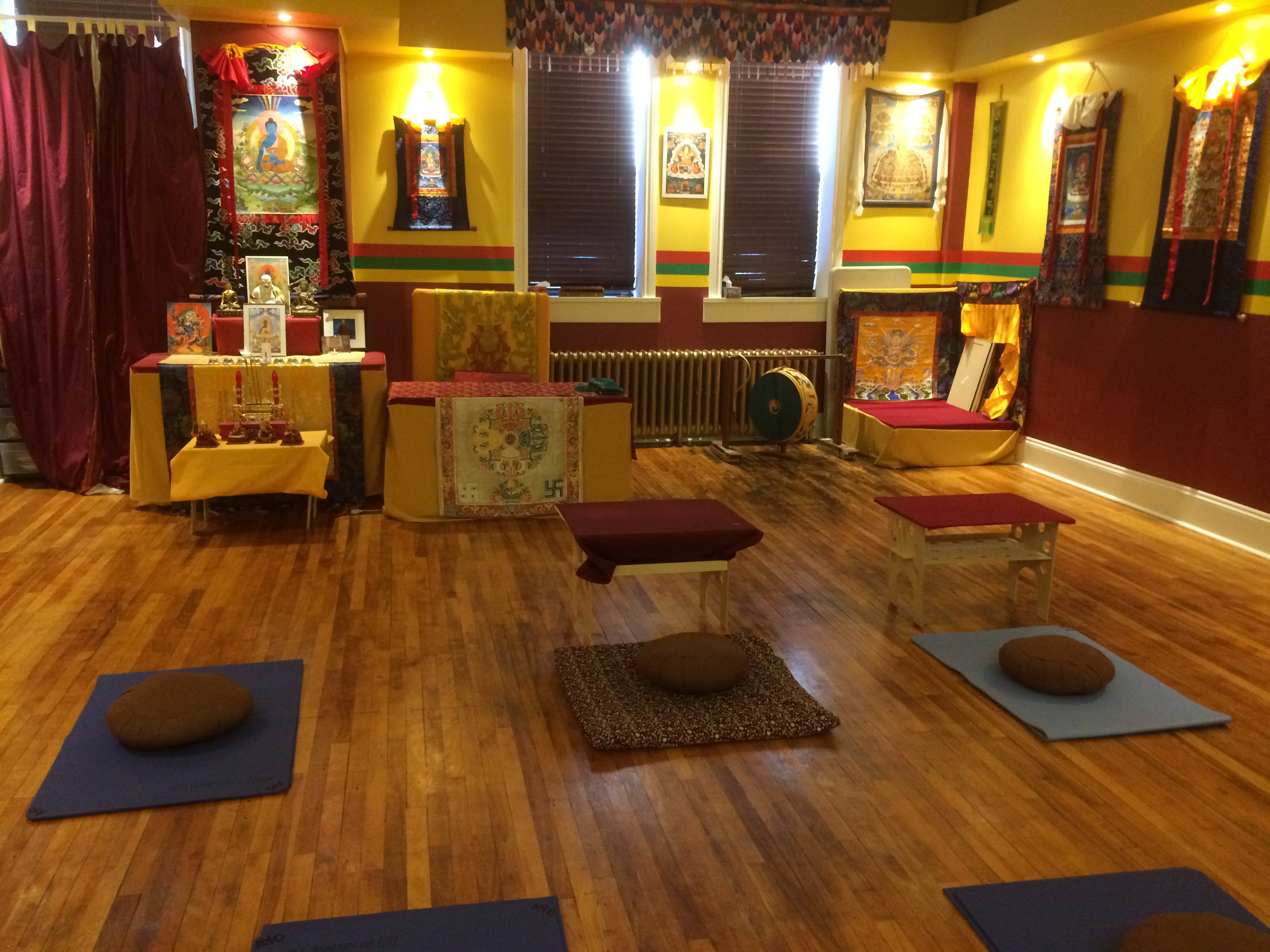 Photo of the Meditation room at Astanga Yoga Ottawa